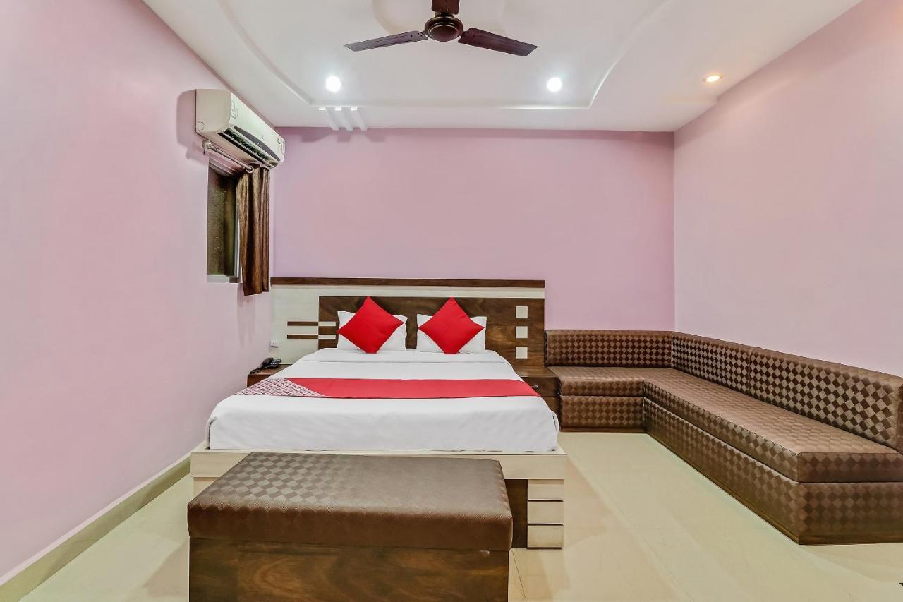 Super Hotel O Royal Raj Nandgaon Exterior photo